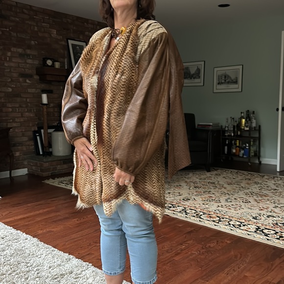 Leather and fur mid length jacket orange lining - Picture 2 of 3